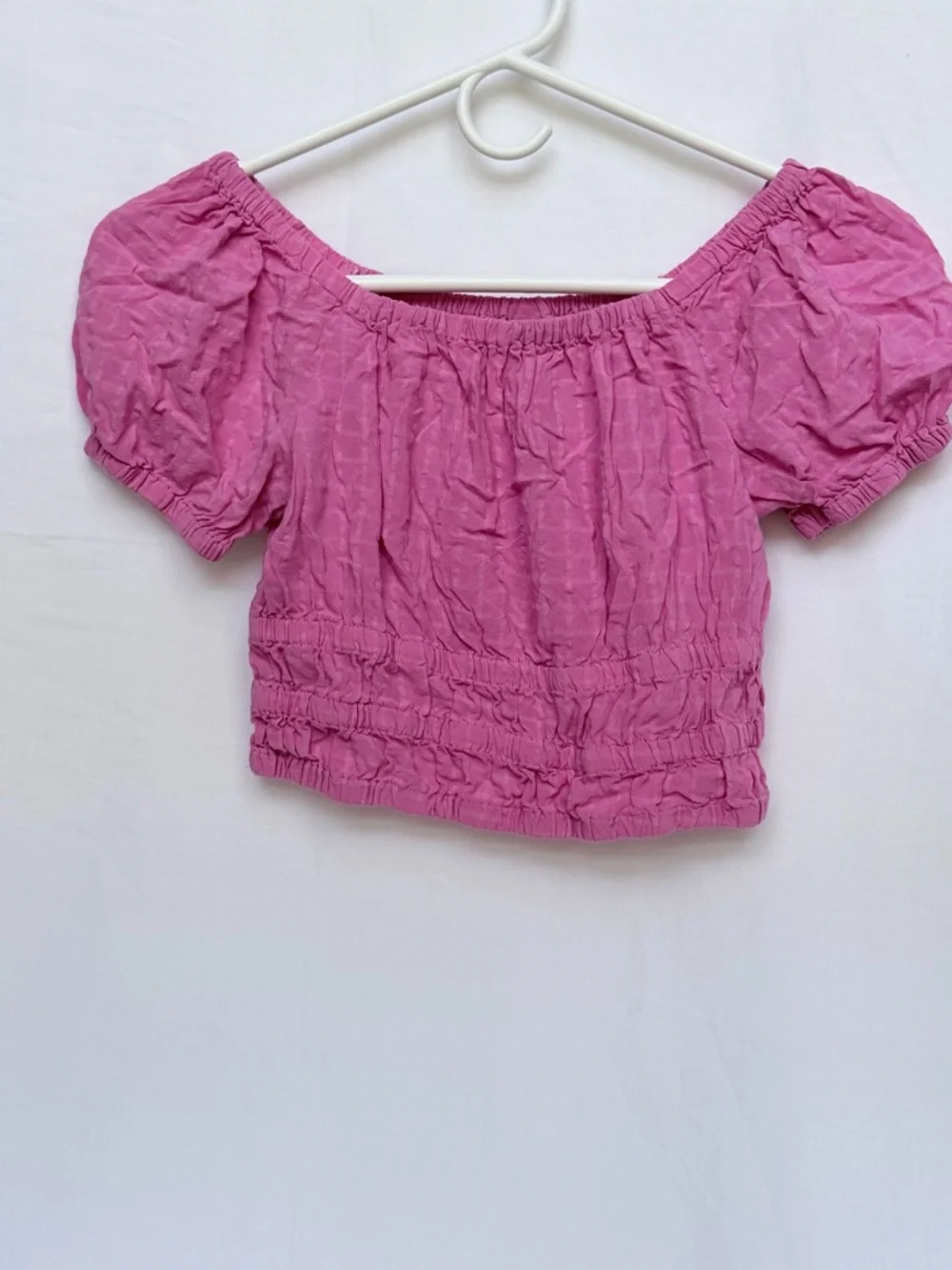 Old Navy Fuchsia Off-Shoulder Puff Sleeve Crop Top